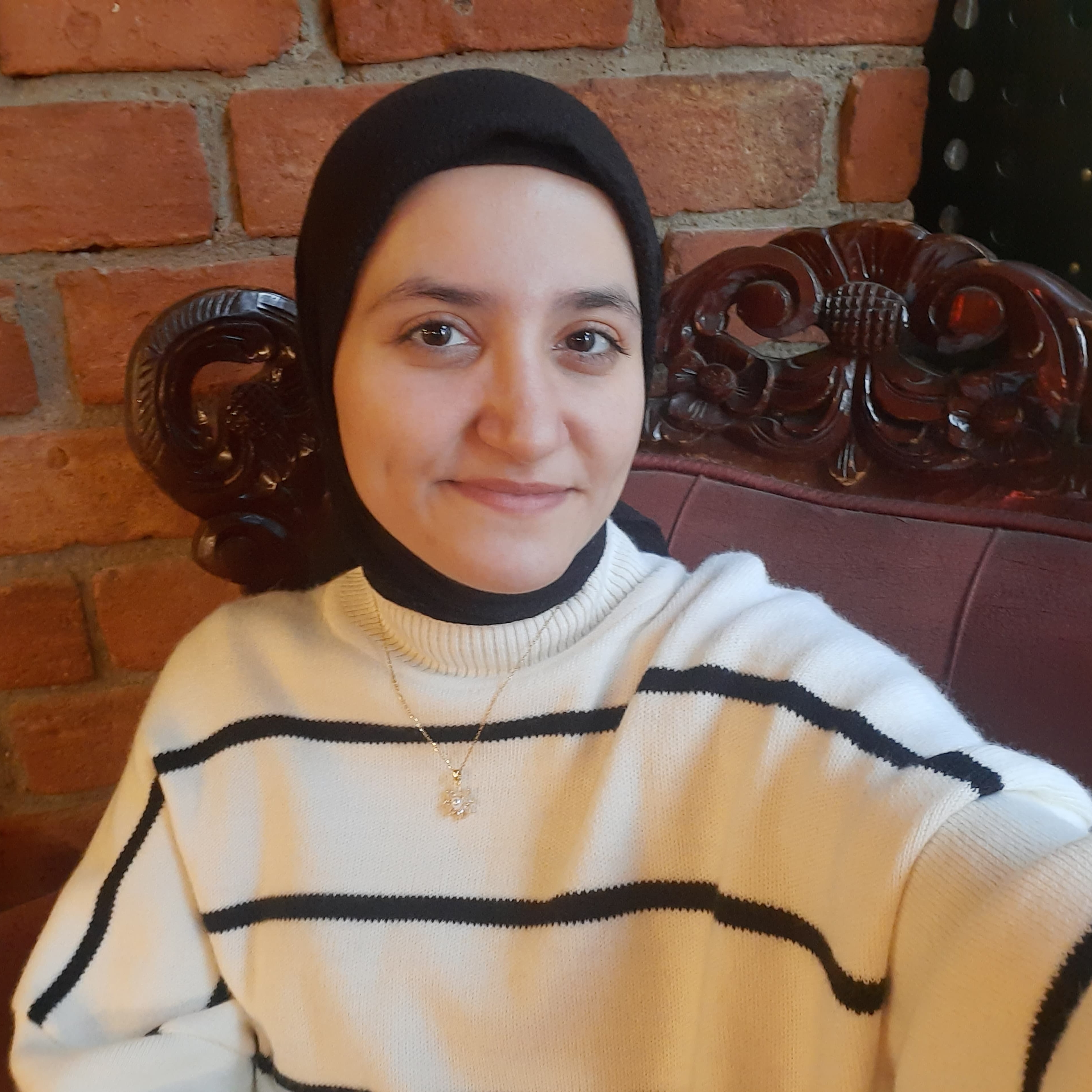 Ayşenur BAYRAKTAR